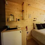 Homnest - Confins Des Domes - Volvic & Vulcania *