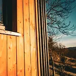 Homnest - Confins Des Domes - Volvic & Vulcania Charbonnières-les-Vieilles